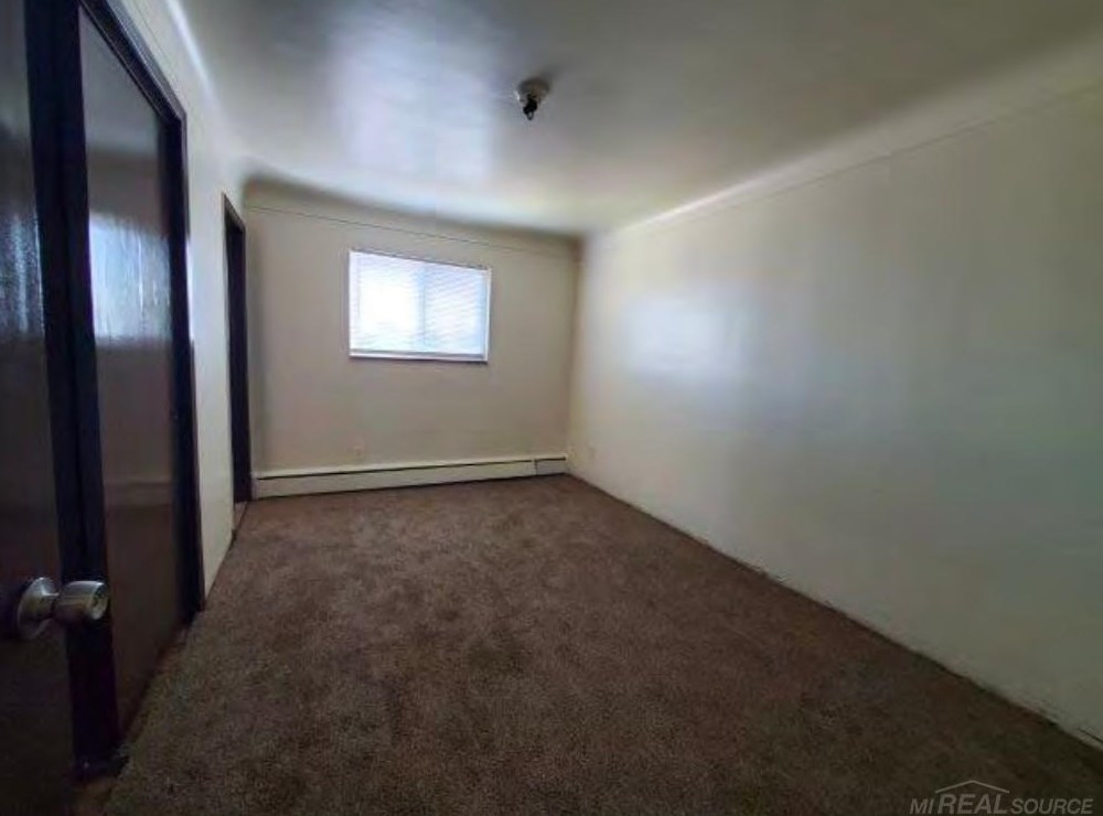 4470 Outer Dr, Detroit MI 48235-2855 exterior