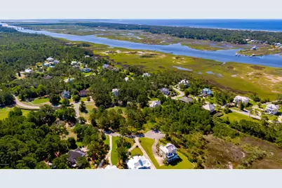 3390 Turnbuckle Lane SE, Southport, NC 28461 - Photo 9