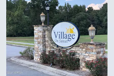 101 Village Circle, Clinton, NC 28328 - Photo 1