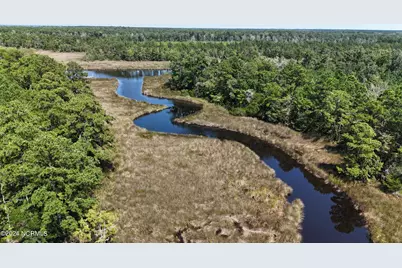 330, 211 Garbacon Drive, Beaufort, NC 28516 - Photo 27