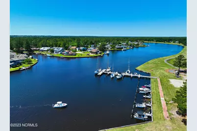 1020 Barkentine Drive, New Bern, NC 28560 - Photo 11