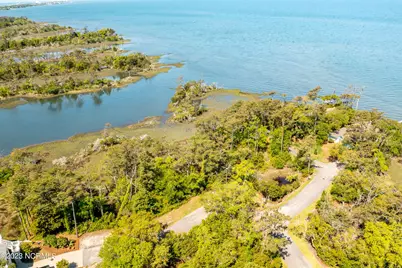 4 West Court, Pine Knoll Shores, NC 28512 - Photo 3