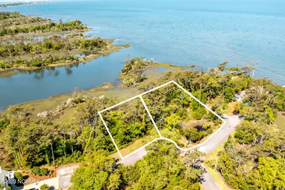 4 West Court, Pine Knoll Shores, NC 28512 - Photo 21