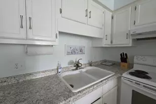 301 Commerce Way E, Atlantic Beach, NC 28512 - Photo 9