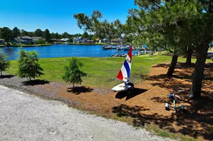 2003 Caracara Dr, New Bern, NC 28560 - Photo 9