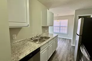 1247 Westpointe Dr, Greenville, NC 27834 - Photo 9