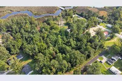 2 Dees Avenue, Bayboro, NC 28515 - Photo 13