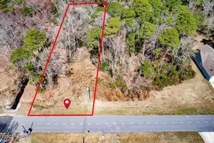 2036 Caracara Dr, New Bern, NC 28560 - Photo 3