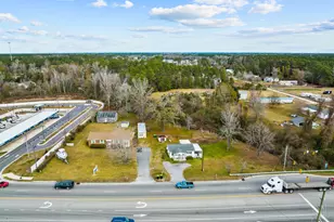 1108 W Corbett Ave, Swansboro, NC 28584 - Photo 1