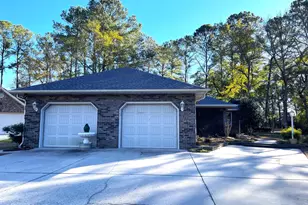 7 Putter Pl, Carolina Shores, NC 28467 - Photo 3