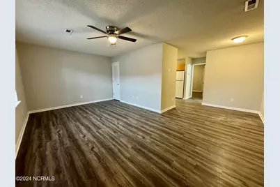 1397 Westpointe Drive #6, Greenville, NC 27834 - Photo 9