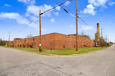 611 Goldsboro Street S, Wilson, NC 27893 - Photo 3