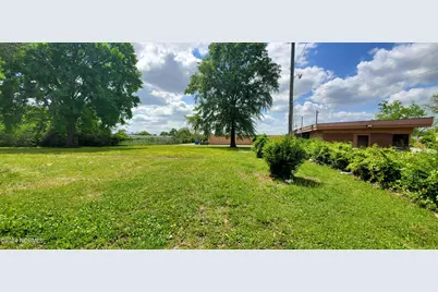1101 Broad Street, New Bern, NC 28560 - Photo 9