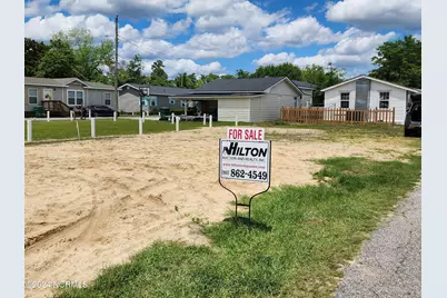 27 Moore Street, Elizabethtown, NC 28337 - Photo 3