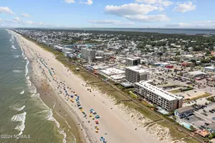 222 Carolina Beach Ave N, Carolina Beach, NC 28428 - Photo 37