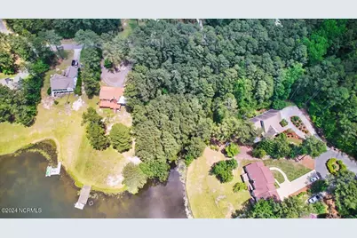 16 Lakeshore Drive, Wagram, NC 28396 - Photo 5