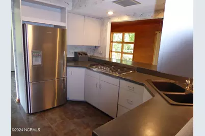 113 Hoop Pole Creek Drive, Atlantic Beach, NC 28512 - Photo 17