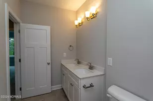 525 N Sycamore St, Aberdeen, NC 28315 - Photo 33
