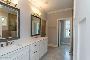 525 N Sycamore St, Aberdeen, NC 28315 - Photo 27