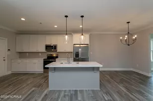 525 N Sycamore St, Aberdeen, NC 28315 - Photo 11