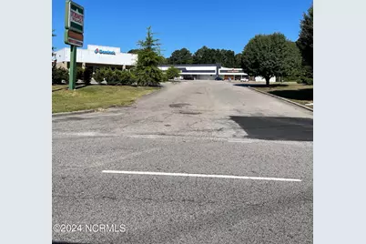 4000 Ward Boulevard #H, Wilson, NC 27893 - Photo 5