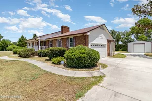 75 Lisbon Bridge Rd, Garland, NC 28441 - Photo 3