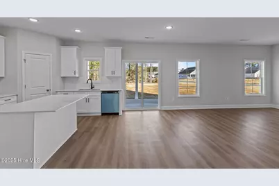 1000 Tawney Trace, New Bern, NC 28562 - Photo 9