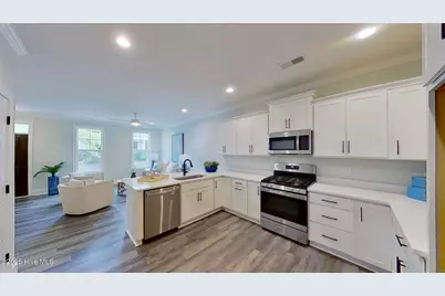 3907 Reunion Pointe Lane, New Bern, NC 28562 - Photo 3