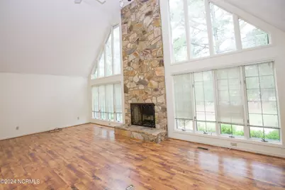 620 Diamondhead Drive S, Pinehurst, NC 28374 - Photo 19