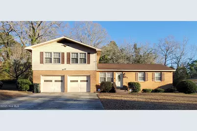 714 Walnut Street, Laurinburg, NC 28352 - Photo 1