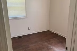 714 Walnut St, Laurinburg, NC 28352 - Photo 9