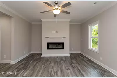 515 N Sycamore Street, Aberdeen, NC 28315 - Photo 9