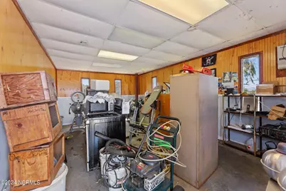 1054 E Main Street, Washington, NC 27889 - Photo 11