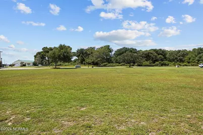 343 Kensington Place, Newport, NC 28570 - Photo 9