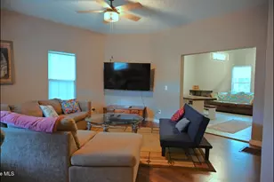 511 Blades Ave, New Bern, NC 28560 - Photo 5