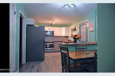 916 Bern Street, New Bern, NC 28560 - Photo 7
