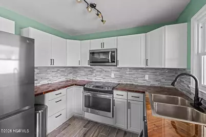 916 Bern Street, New Bern, NC 28560 - Photo 5