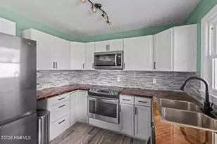 916 Bern St, New Bern, NC 28560 - Photo 5