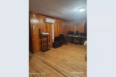 213 W Burkhead Street, Whiteville, NC 28472 - Photo 5
