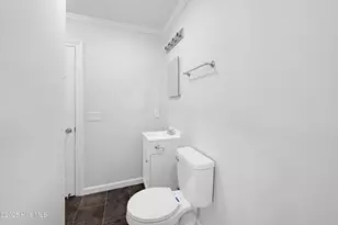 306 Granville Dr, Greenville, NC 27858 - Photo 25
