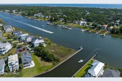2571 St James Drive SE #D1 (Wetslip), Southport, NC 28461 - Photo 25