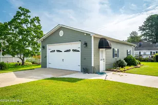 552 Lamont St, Belhaven, NC 27810 - Photo 5