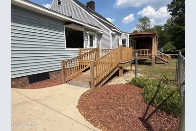 2443 Creekside Road, Kinston, NC 28504 - Photo 9