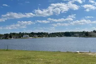 206 Chateau Dr, New Bern, NC 28560 - Photo 43
