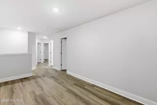 206 Chateau Dr, New Bern, NC 28560 - Photo 27