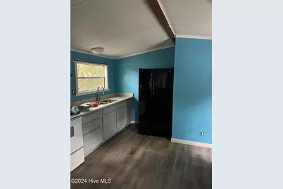 1883 Silent Grove Avenue SW, Supply, NC 28462 - Photo 5