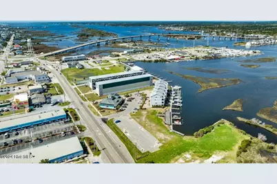 205 N New River Drive, Surf City, NC 28445 - Photo 9