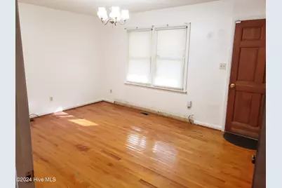 716 W Burkhead Street, Whiteville, NC 28472 - Photo 11