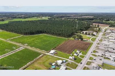 215 Nc 43 Hwy, Vanceboro, NC 28586 - Photo 9