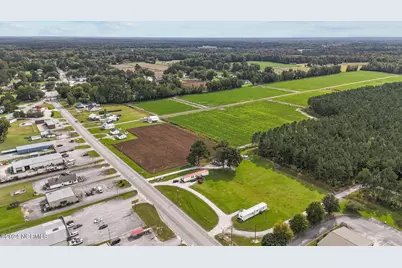 215 Nc 43 Hwy, Vanceboro, NC 28586 - Photo 11